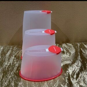 New Tupperware Set of 3 Cereal Premium Line Containers 2.5L, 1.6L and 1.2L Guava